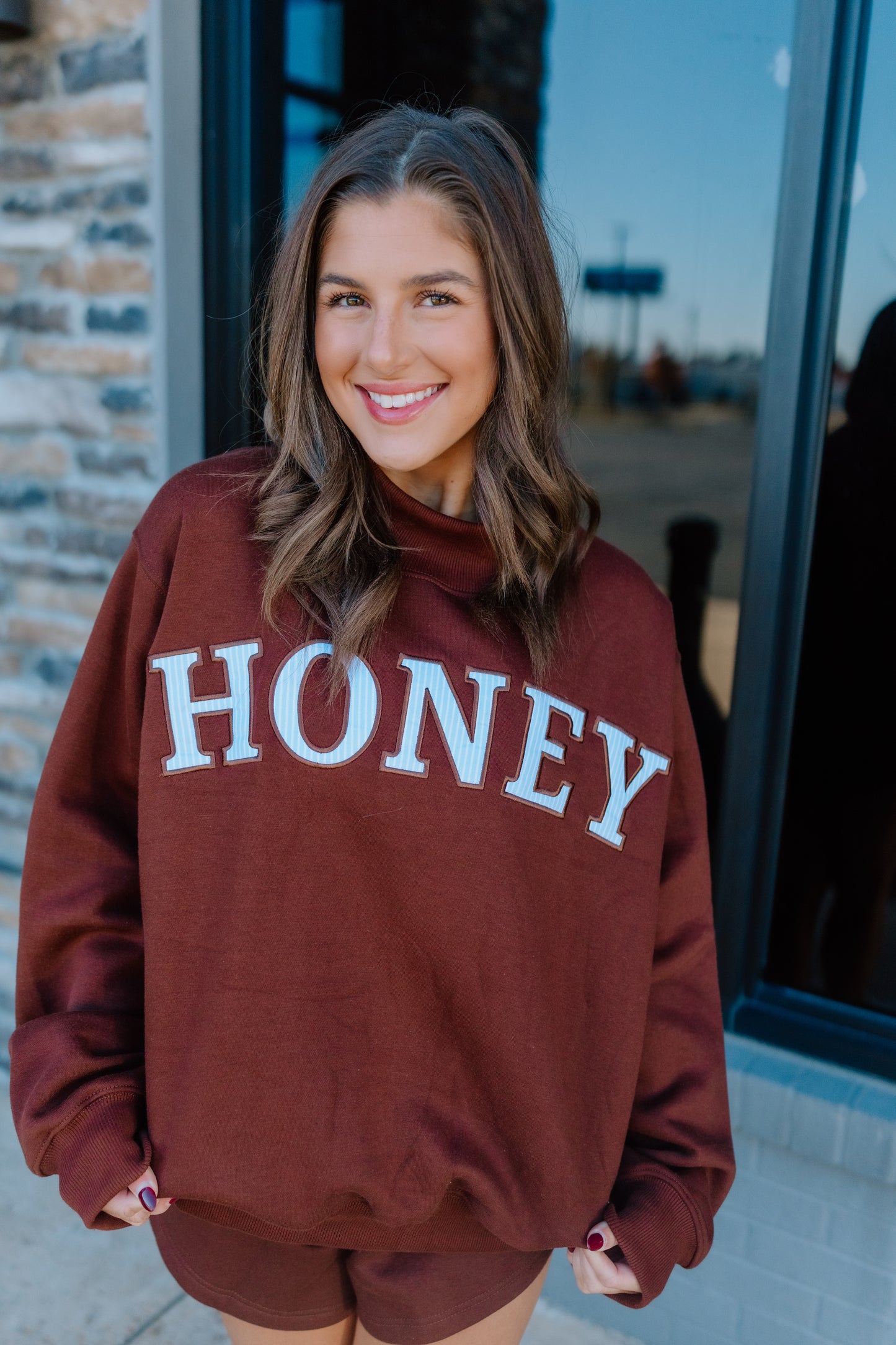 BLUE SEERSUCKER BROWN MOCKNECK