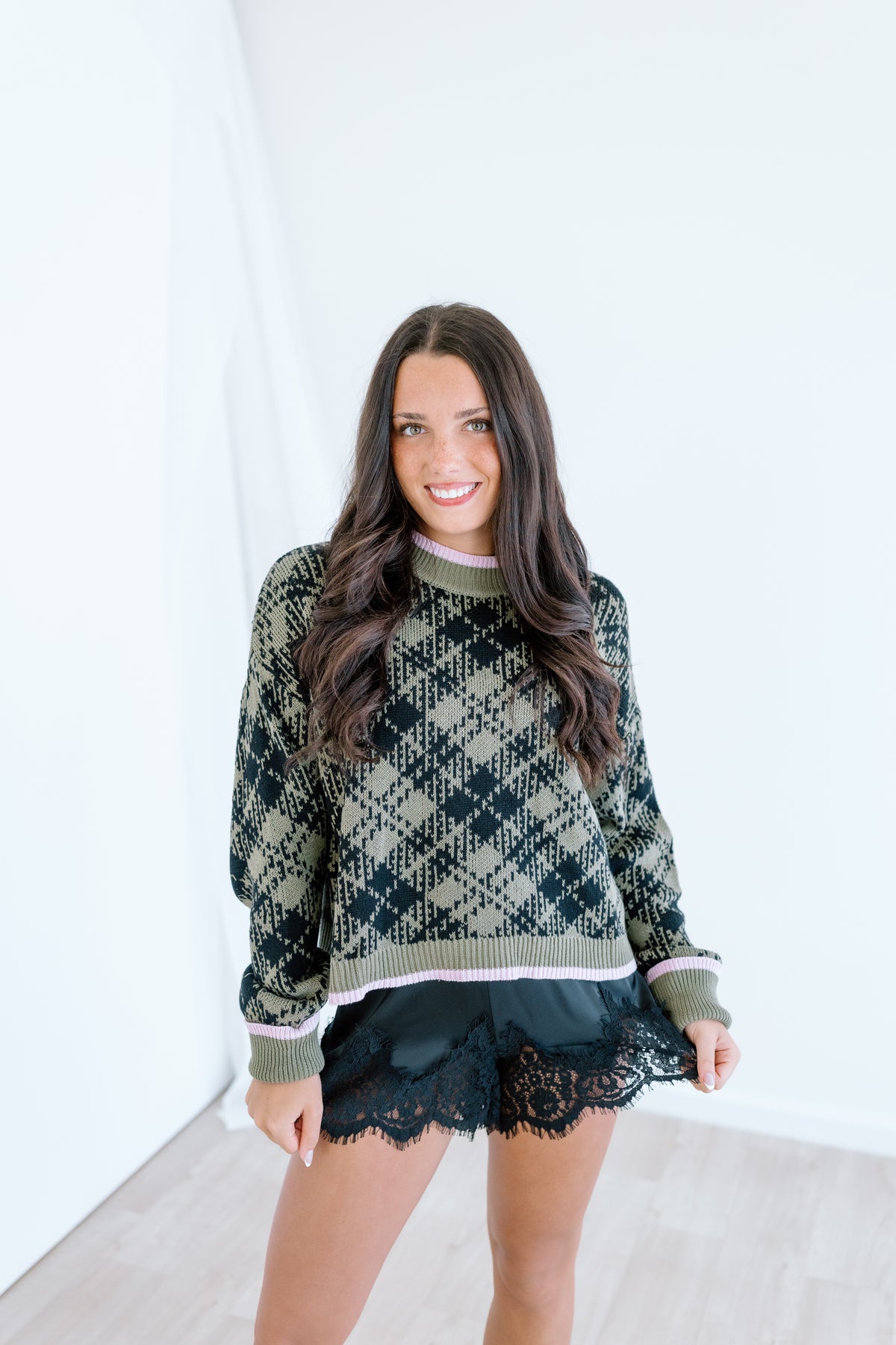 PLAID CONTRAST KNIT SWEATER