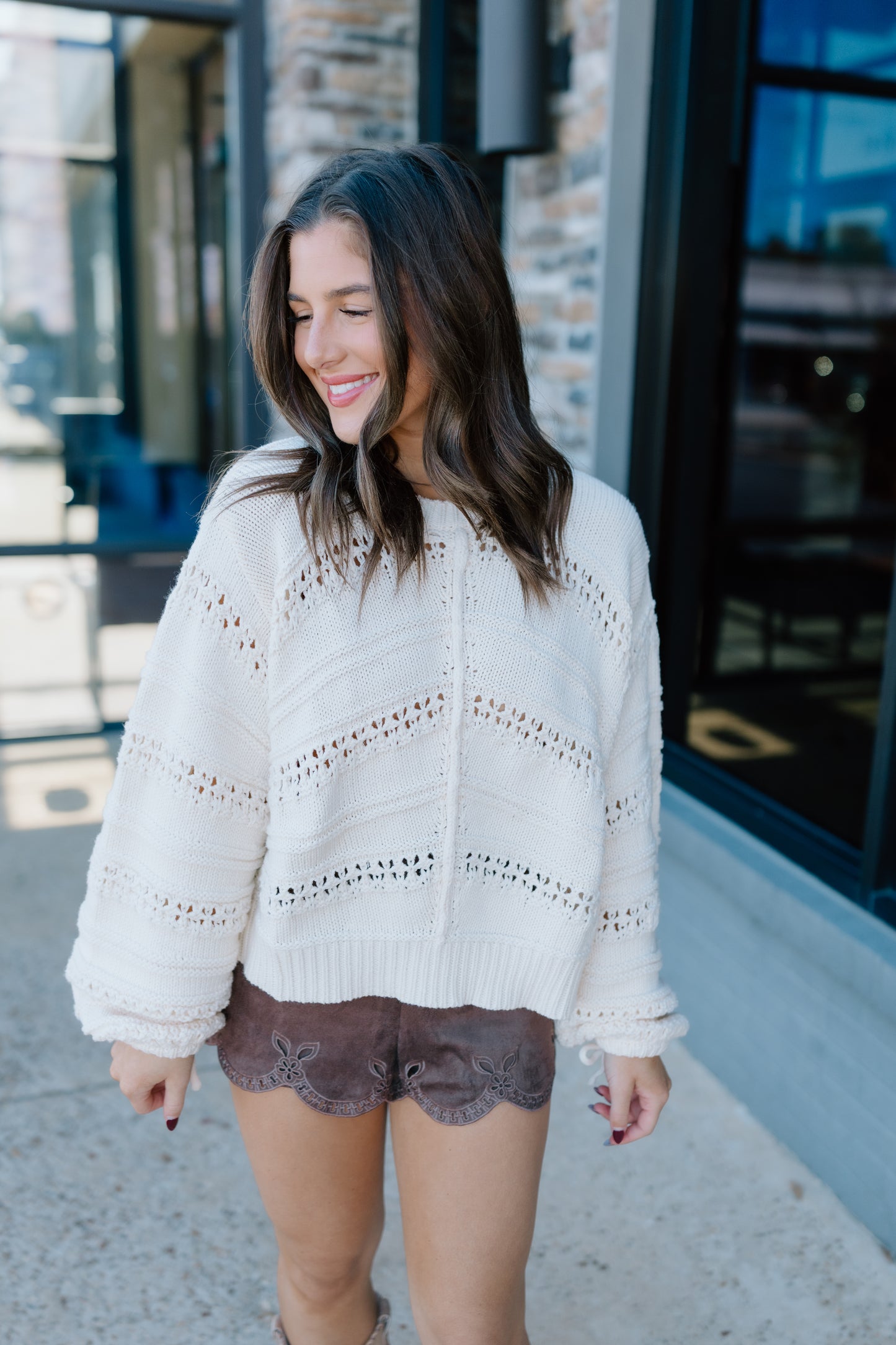 CHUNKY CROCHET PULLLOVER SWEATER
