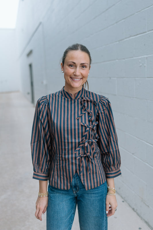 MORE AND MORE STRIPE BOW TOP
