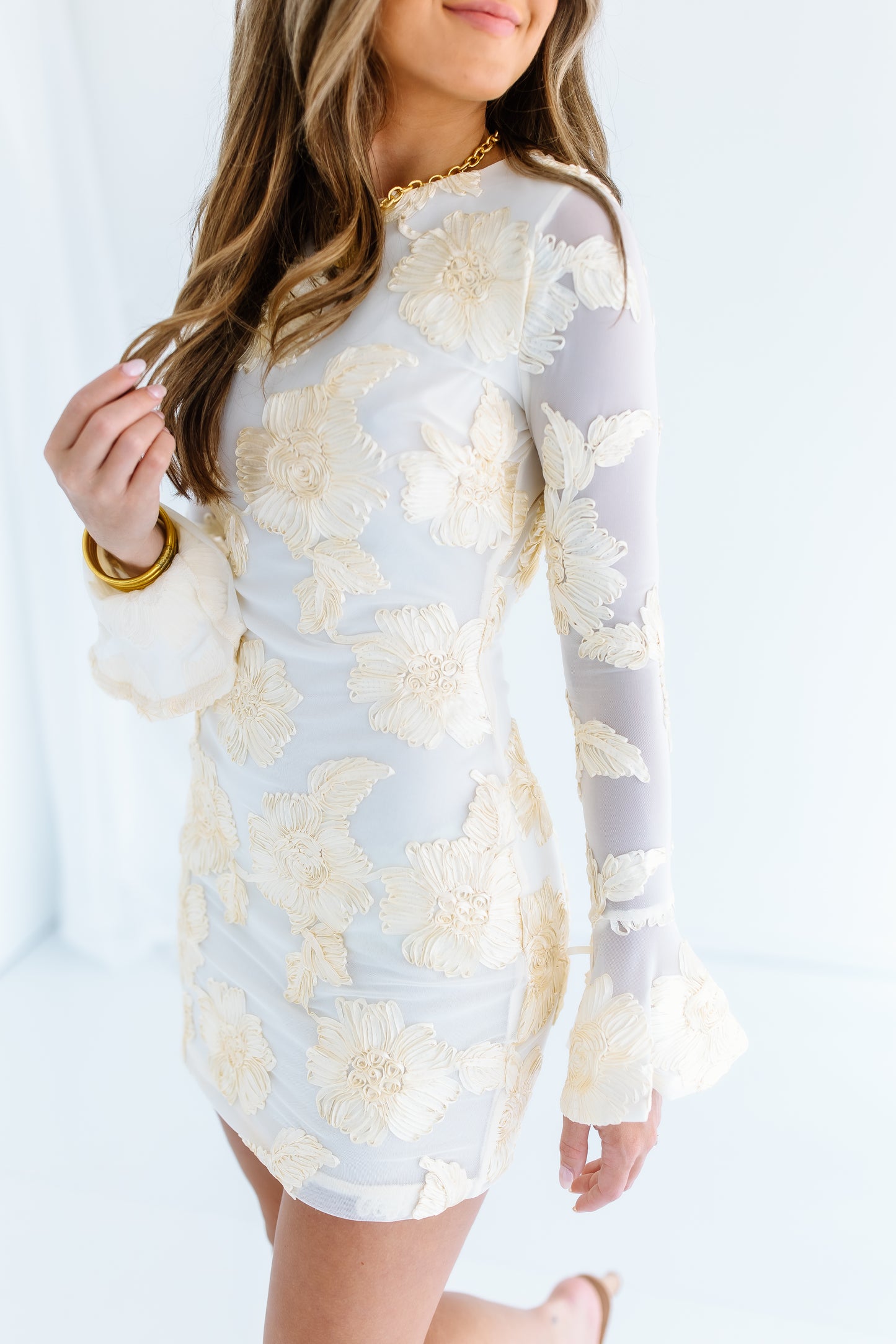 BEACH BABE BELL SLEEVE MINI DRESS
