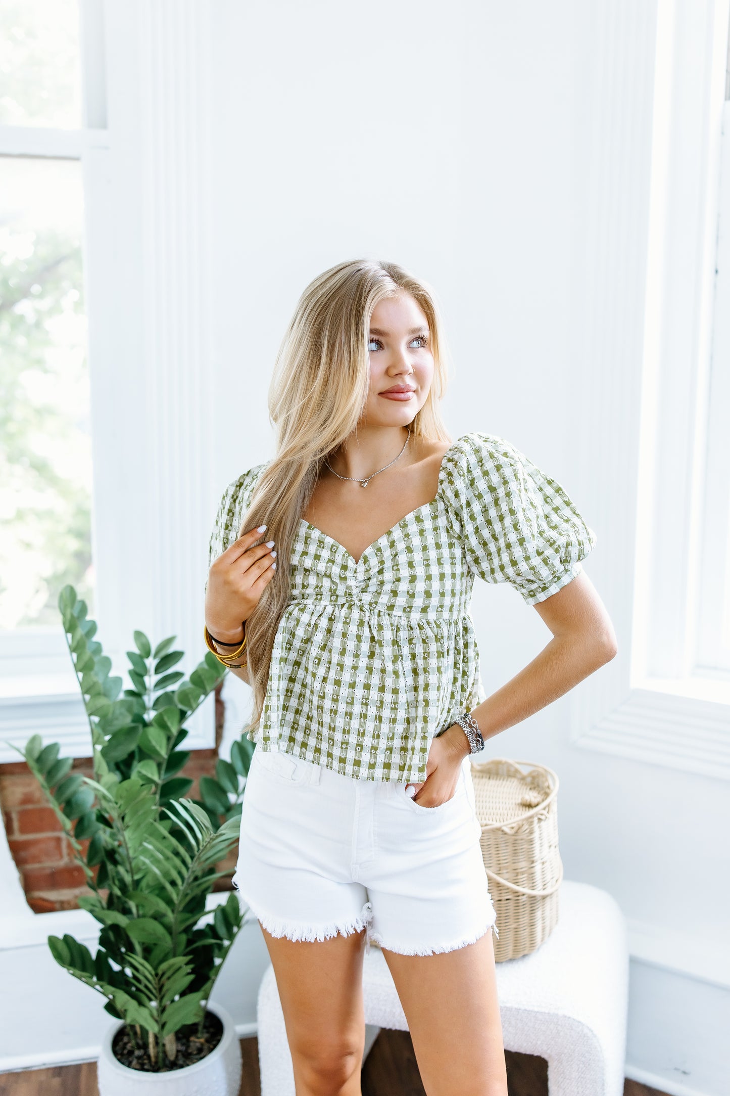 GINGHAM EMBROIDERY TOP
