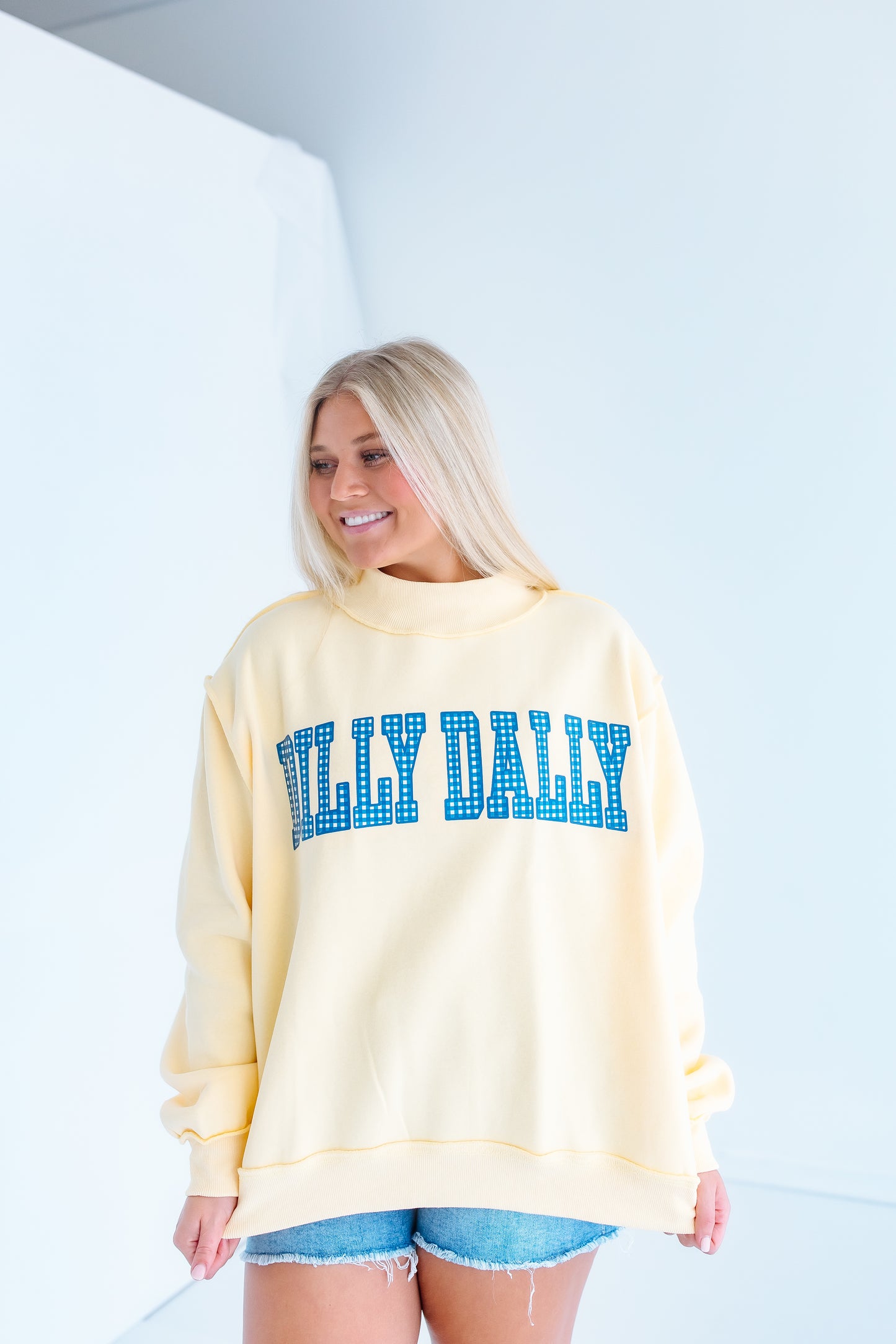 DILLY DALLY REVERSIBLE MOCKNECK