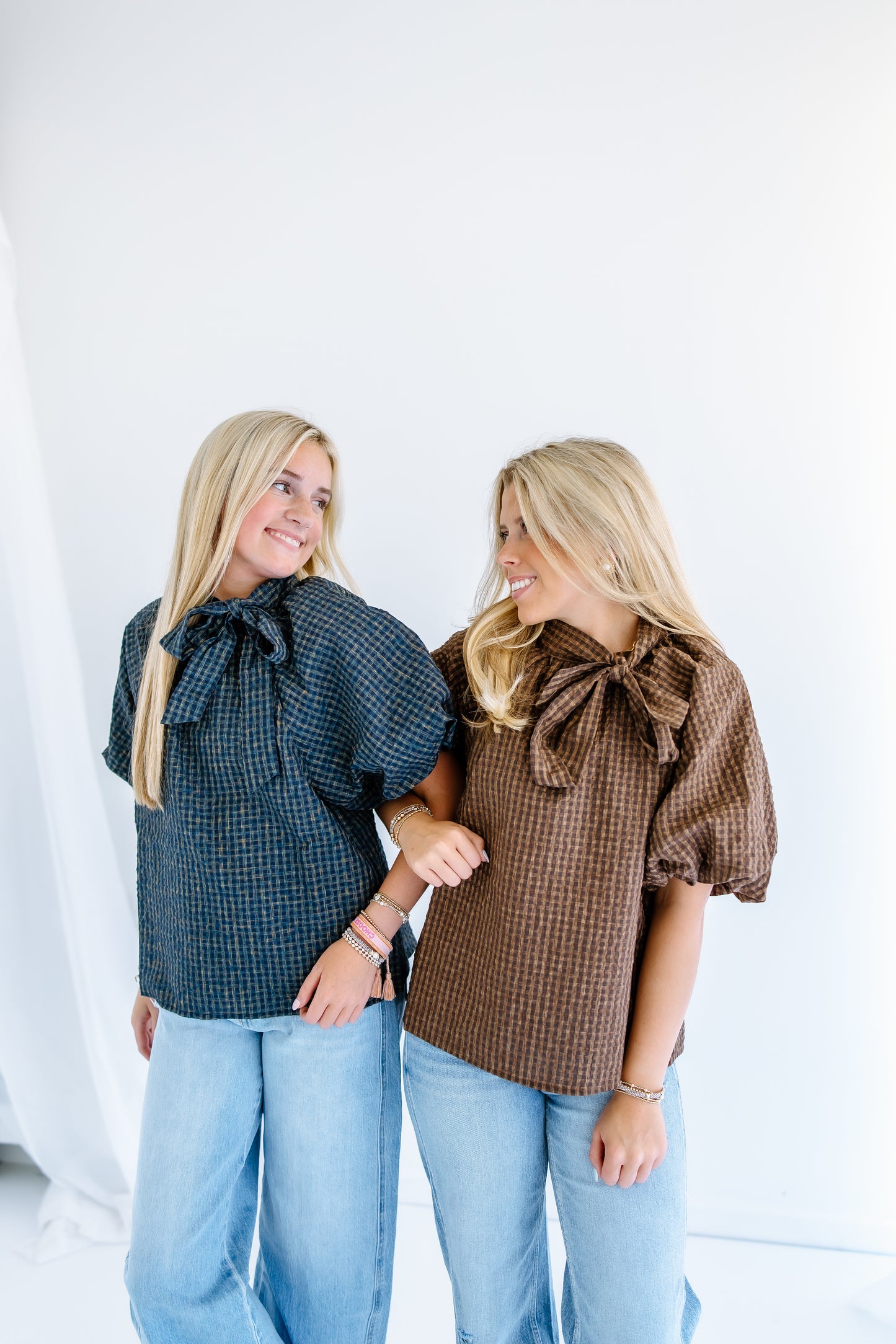 PLAID NECK TIE TOP