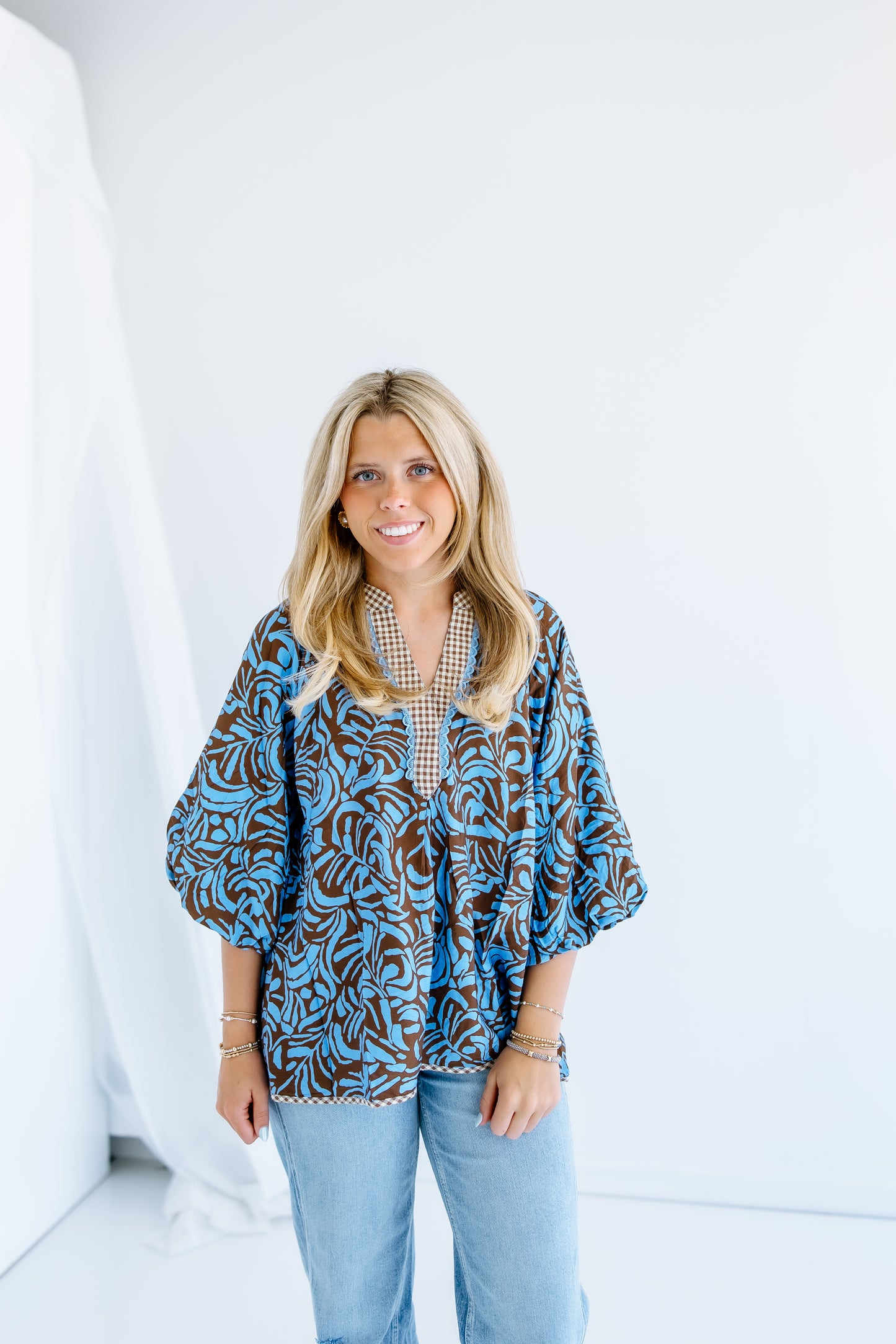UNDERSTANDING ME FLORAL TOP