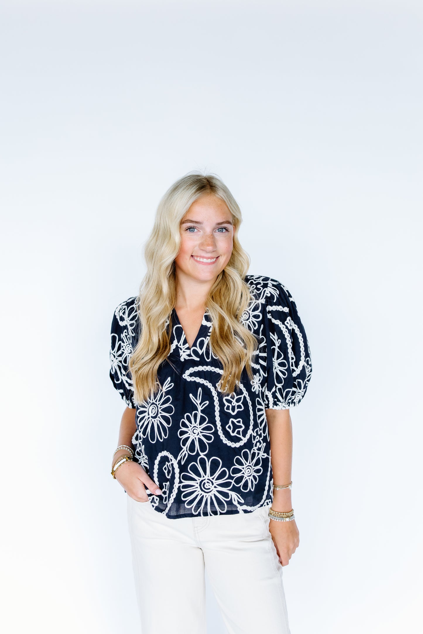 NEVER RETURN FLORAL EMBROIDERED TOP