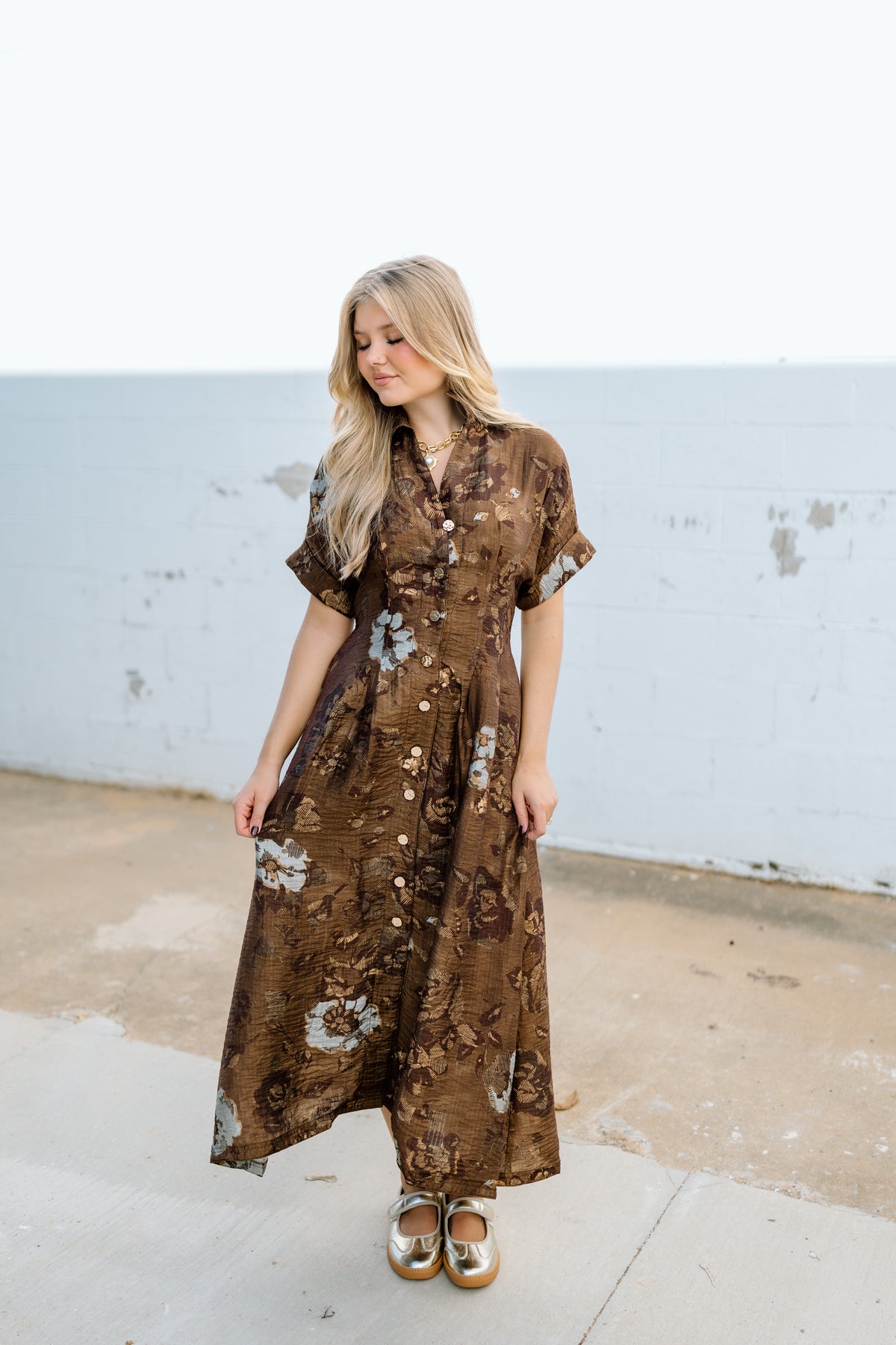 DEAL WITH WHAT FLORAL DRESS