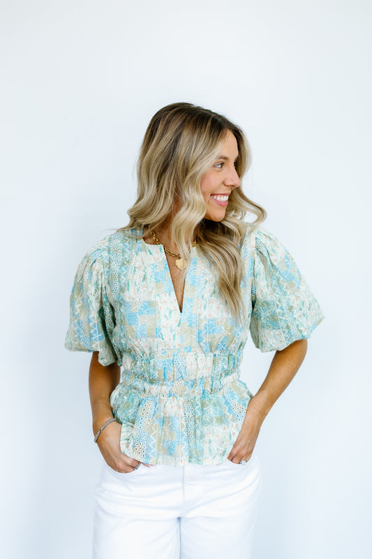 THROUGH THE CHANGES FLORAL TOP