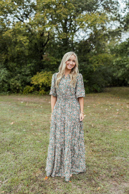 FALL FLUTTER SLEEVE MAXI DRESS