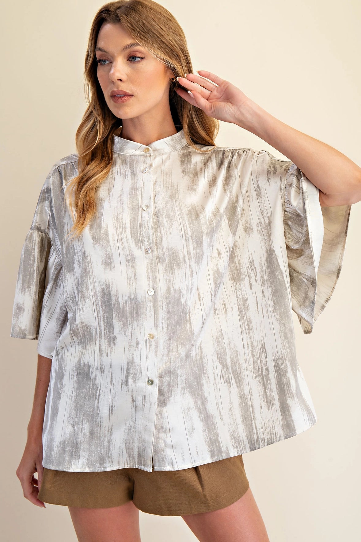 RUFFLED SHORT SLEEVE TOP