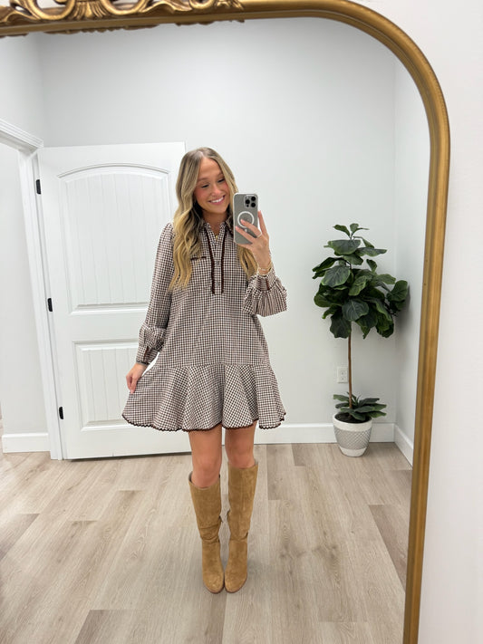 GINGHAM SCALLOP COLLAR MINI DRESS