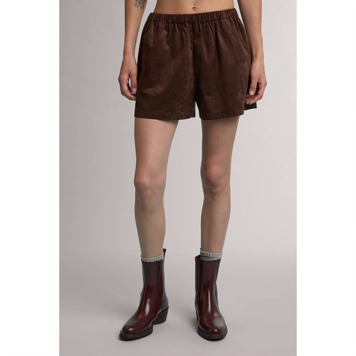 SUEDE PULL ON SHORTS