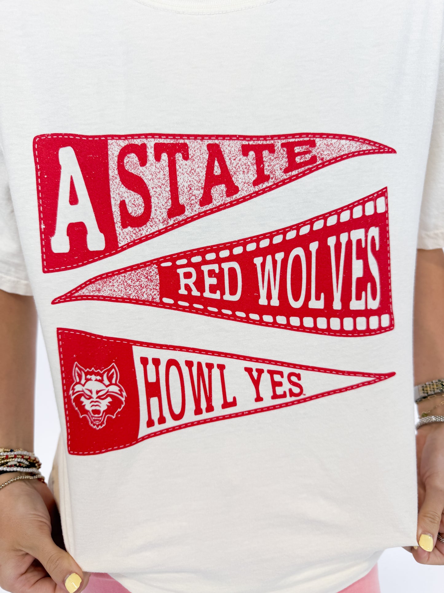 RED WOLVES GAMEDAY FLAGS GRAPHIC TEE