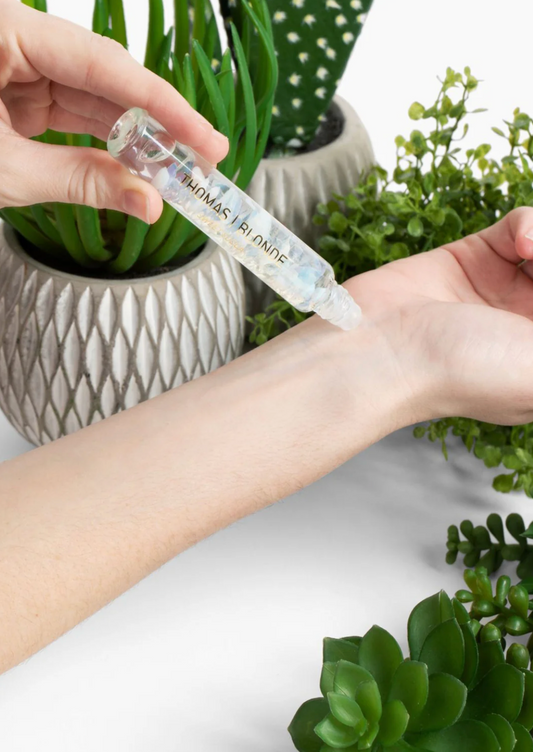 THOMAS BLONDE HIGH ROLLER GRAB AND GO PARFUM ROLLER