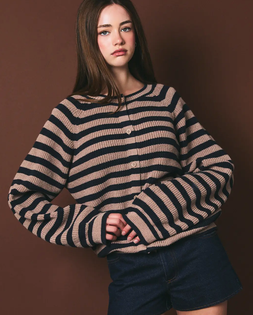 RAGLAN STRIPE BUTTON DOWN